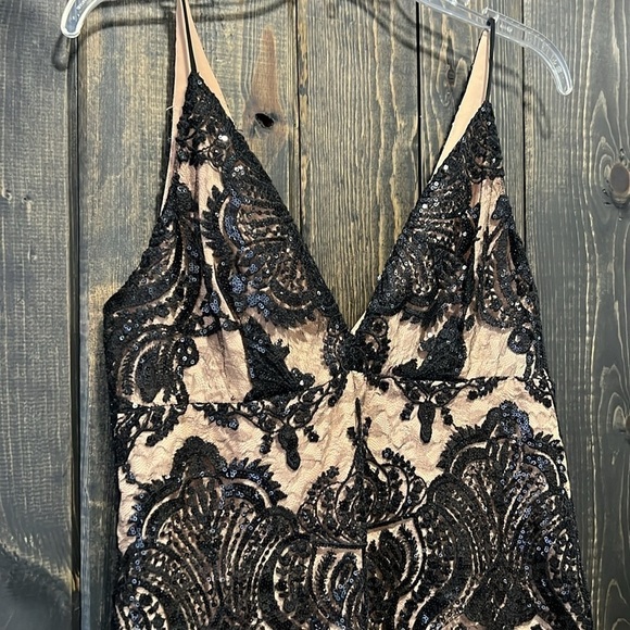 Free People Night Shimmer Mini Dress 8 Black Tan Nude Lace Sequins Cocktail Boho - Picture 2 of 11